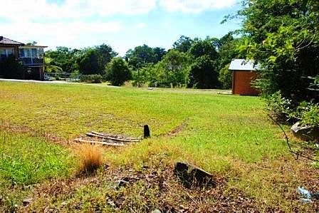 VACANT BUILDING BLOCKS Picture 2