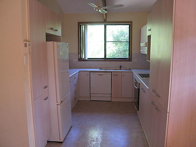 QUIET BUSHLAND SETTING Picture 2