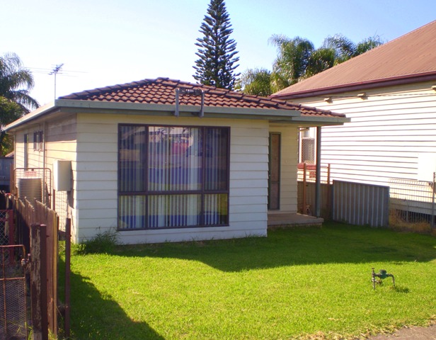 FIRST HOME OR INVESTMENT Picture 1