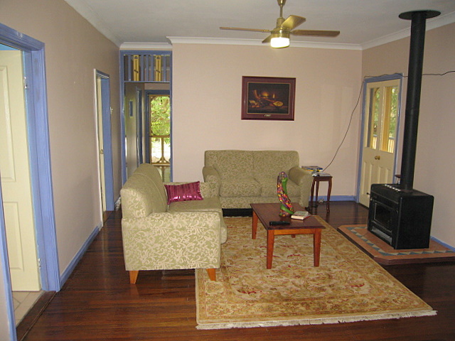 LOTS OF POTENTIAL Picture 2