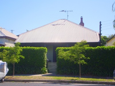 A REFINED CLASSIC BEAUTY Picture