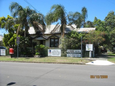 OFFICE/COMMERCIAL - HIGH EXPOSURE! Picture