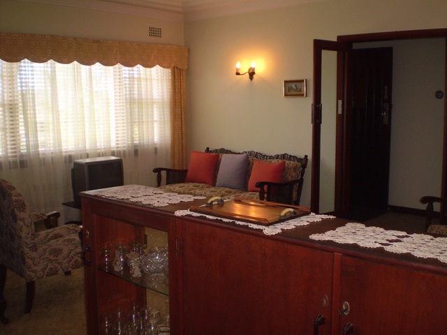 LOOK AT THE POTENTIAL! Picture 3