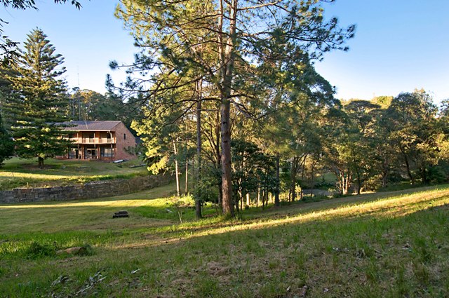 A RARE OPPORTUNITY IN THIS TIGHTLY HELD ENCLAVE Picture 1