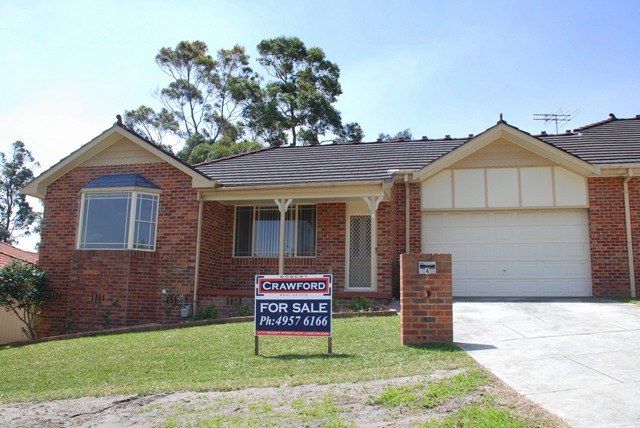 TOTALLY RENOVATED INTERIOR Picture 1