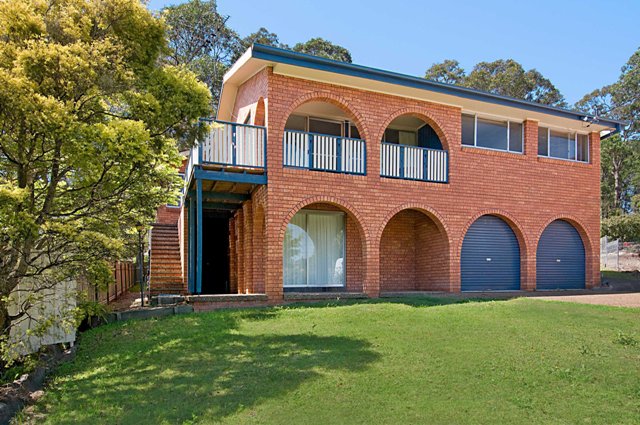 STYLISH HOME IN A PEACEFUL SETTING - currently tenanted at $450 per week Picture 1