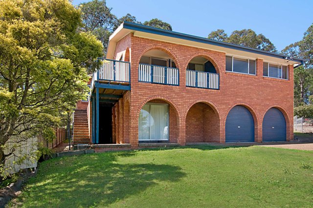 STYLISH HOME IN A PEACEFUL SETTING - currently tenanted at $450 per week Picture 1