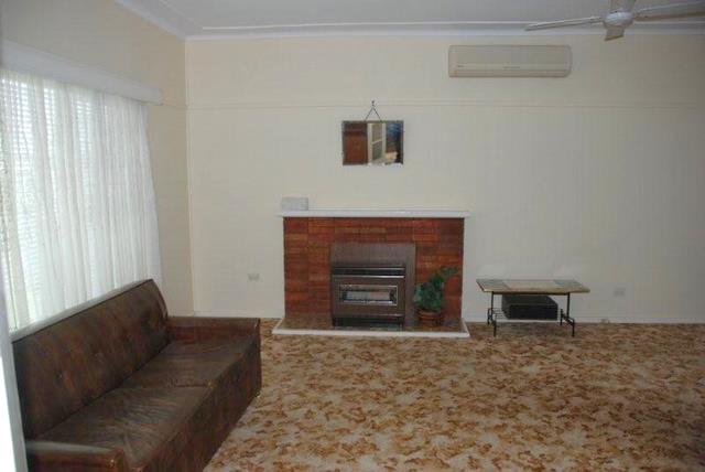 FIRST HOME/INVESTMENT Picture 2