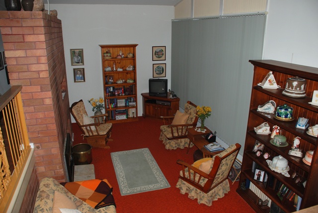 RENOVATE OR RE DEVELOP Picture 3