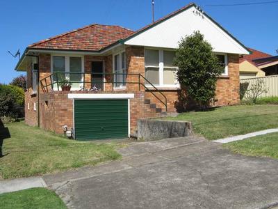 FRESHLY PAINTED, NEW CARPET! Picture FRESHLY PAINTED, NEW CARPET! Picture