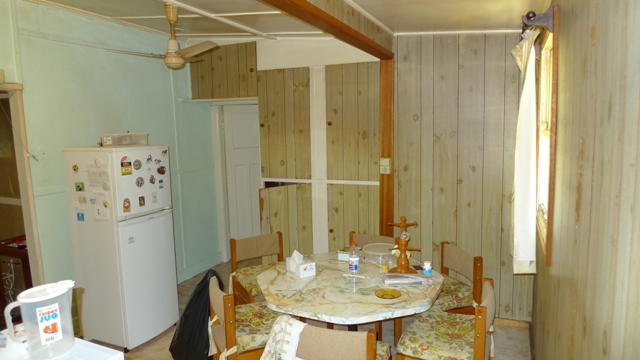 POTENTIAL DEVELOPMENT SITE OR RENOVATORS PROJECT Picture 2