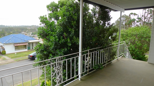 ELEVATED POSITION WITH VIEWS Picture 2