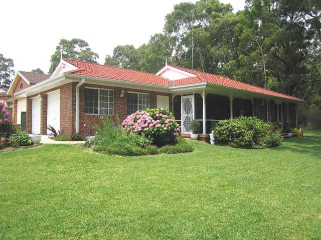 TRANQUIL SURROUNDINGS Picture 1