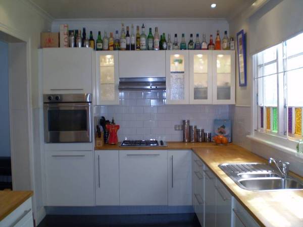 LOVELY RENOVATED COTTAGE Picture 2