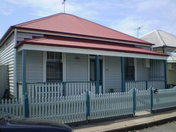 LOVELY RENOVATED COTTAGE Picture 1