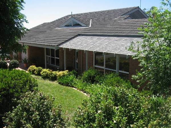 Spacious Family Home Picture 1