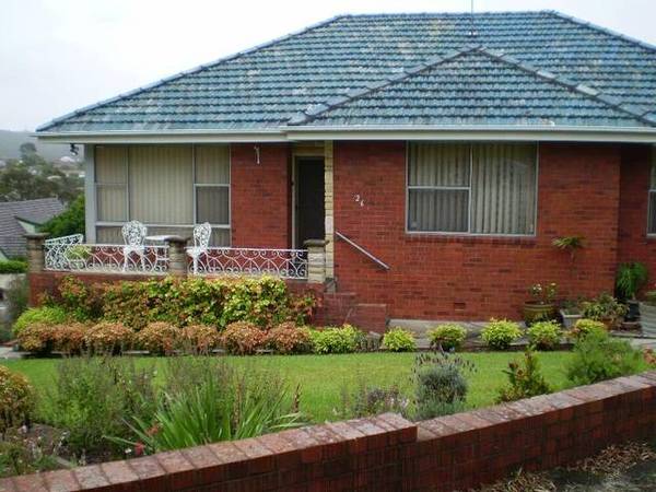 JUST ONE OWNER Picture 1