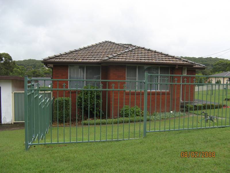 GREAT 3 BEDROOM HOME Picture 1