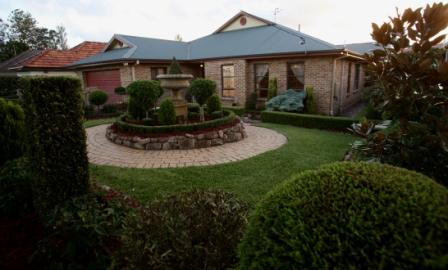 EXEPTIONAL PROPERTY IN POPULAR LOCATION Picture 2