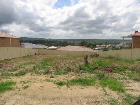 QUIET LOCATION WITH VIEWS Picture 2