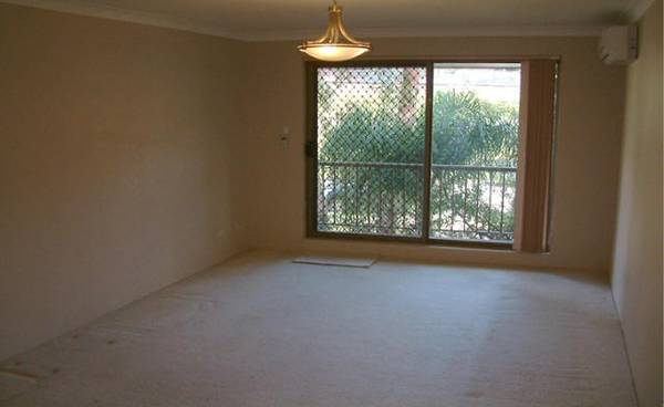 Affrordable Large 2 Bedroom Unit Picture 3