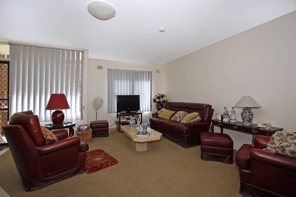 Outstanding Investment or First Home Opportunity Picture 3