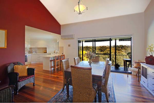 Stunning Home, Spectacular Views Picture 1