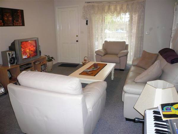 2 STOREY TOWNHOUSE Picture 2 STOREY TOWNHOUSE Picture