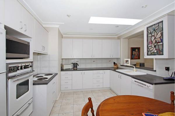 Large Family Home in Quiet Location Picture