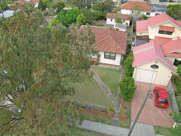 Original Home on Corner Block 626m2 Picture