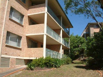 Spacious Top Floor Unit with Double Garage Picture Spacious Top Floor Unit with Double Garage Picture