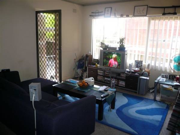 1 BEDROOM UNIT WITH NEAR NEW KITCHEN Picture 1 BEDROOM UNIT WITH NEAR NEW KITCHEN Picture