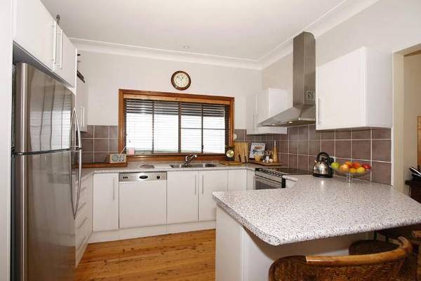 Deceptively Large Family Home in Quality Location Picture 2