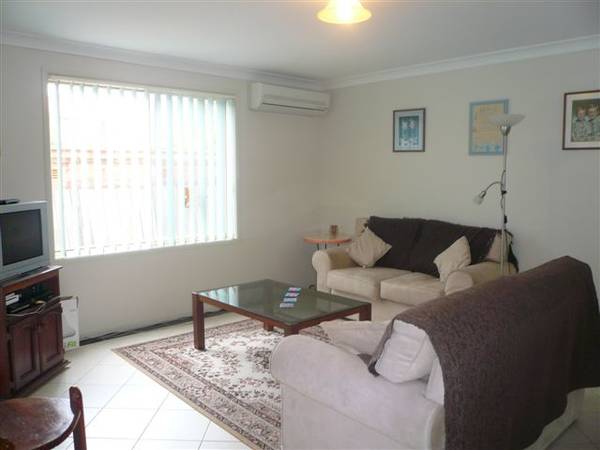 EXECUTIVE NEAR NEW 4 BEDROOM HOME WITH STUDY Picture EXECUTIVE NEAR NEW 4 BEDROOM HOME WITH STUDY Picture