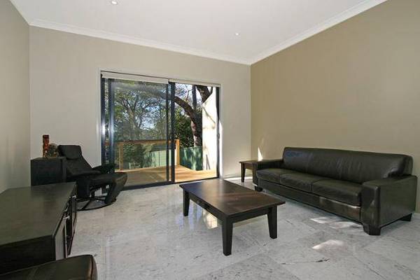 NEAR NEW 3 BEDROOM DUPLEX Picture NEAR NEW 3 BEDROOM DUPLEX Picture