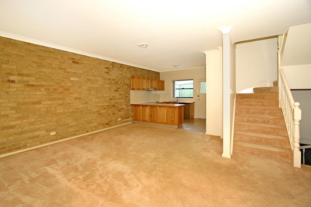 Enormous Terrace Style Townhouse Picture 2