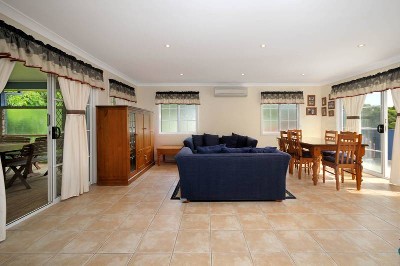 CHARACTER FILLED 4 BEDROOM HOME PLUS HOME OFFICE/STUDY Picture CHARACTER FILLED 4 BEDROOM HOME PLUS HOME OFFICE/STUDY Picture