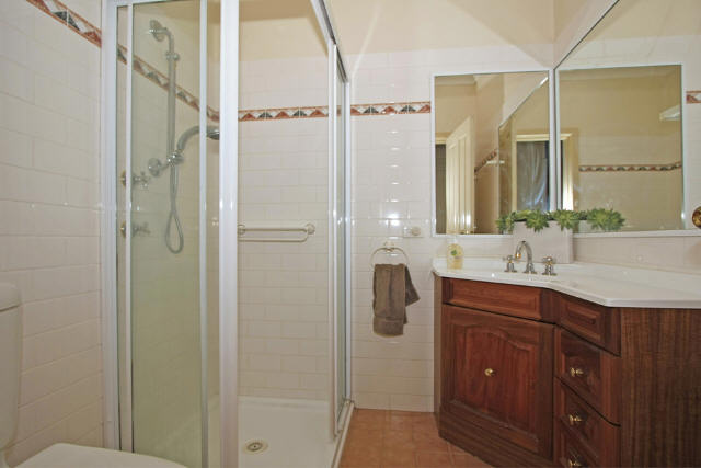 LOVELY 4 BEDROOM FAMILY HOME Picture LOVELY 4 BEDROOM FAMILY HOME Picture