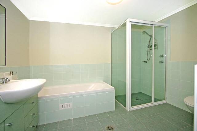 2 Bedroom Unit In Sort After 