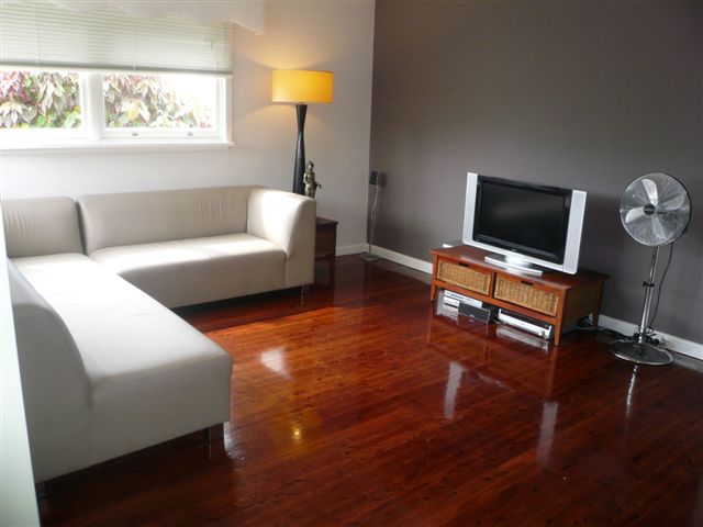 Renovated 2/3 Bedroom Family Home Picture Renovated 2/3 Bedroom Family Home Picture