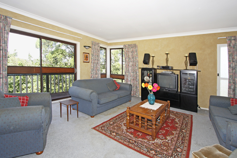 Large Family Home in Desirable Location Picture 1