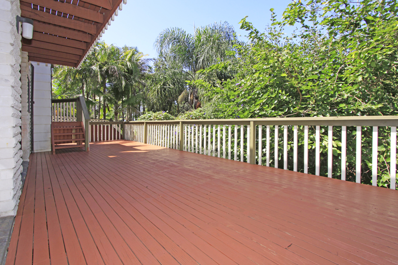 Large Family Home in Desirable Location Picture 3