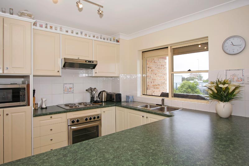 The Best of The Bunch Picture 3