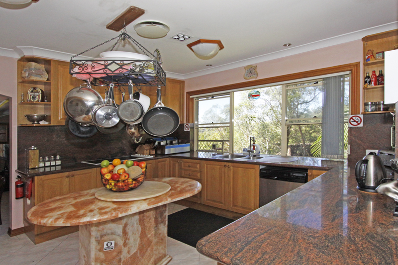 Enormous Family Home Offering Resort Style Living Picture 3