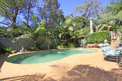 Enormous Family Home Offering Resort Style Living Picture