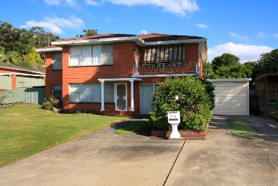 Large Family Home, Big Level Block & Swimming Pool - OPEN HOUSE THIS SATURDAY Picture
