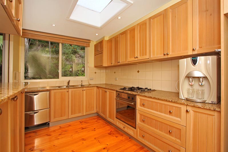 Quiet Cul-de-sac, Private Leafy Views, Modern Interior Picture