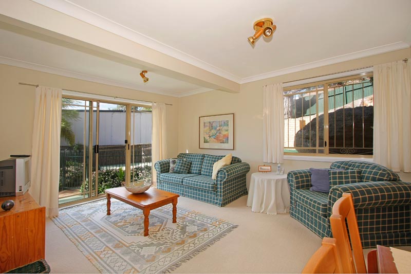 Fantastic Family Home in Desirable Cul-De-Sac Picture 3