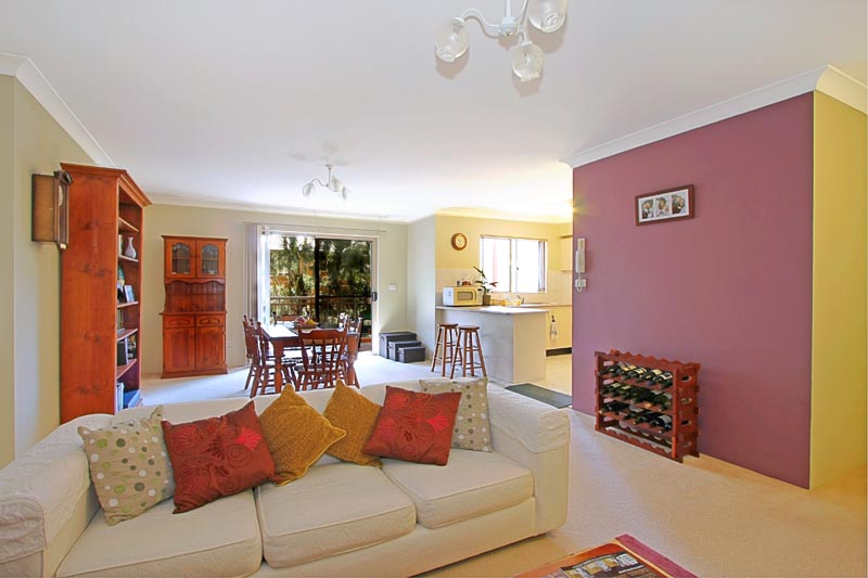 Huge North Facing Unit with Tandem Garage - A Must See! Picture 3