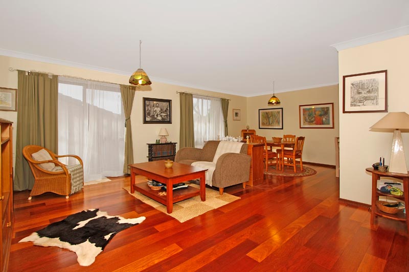 Townhouse Packed with Surprises Picture 1